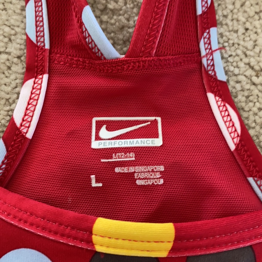 Nike Performance Tank - Picture 2 of 4